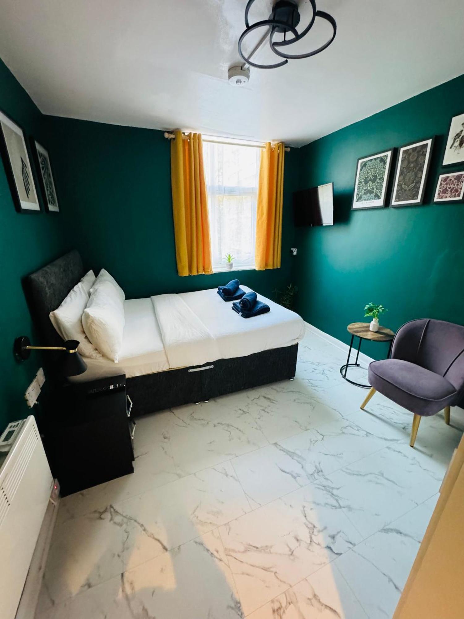 Private Studio Flat In City 1190 London Eksteriør bilde