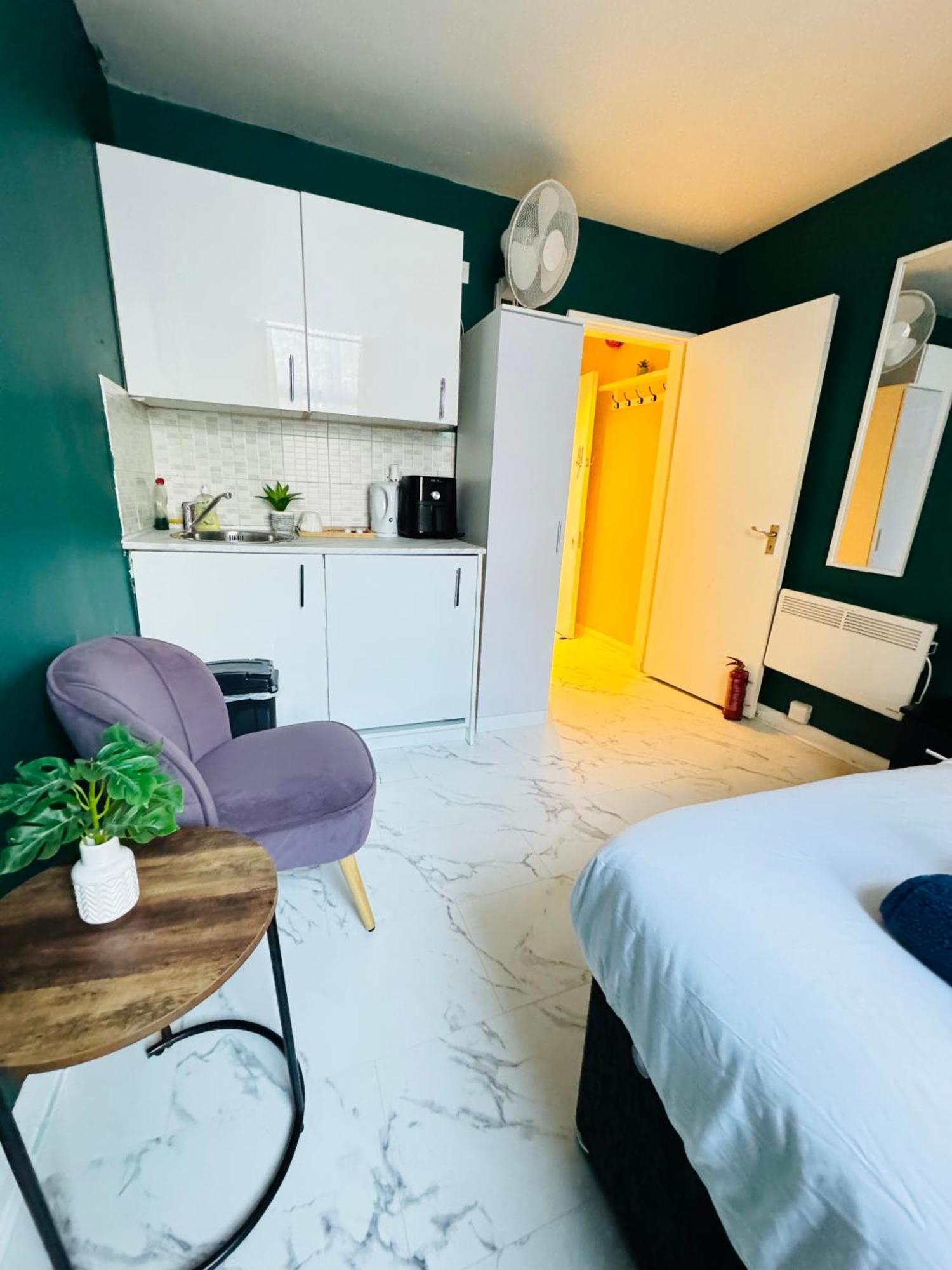 Private Studio Flat In City 1190 London Eksteriør bilde
